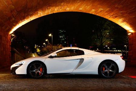 McLaren 650S Spider, Seitenansicht, Verdeck ffnet