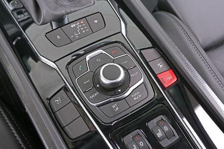 Peugeot 508 SW Blue HDI 180, Mittelkonsole