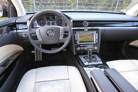 VW Phaeton, Cockpit