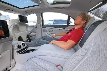 Mercedes S 500 L, Rücksitz, Beinfreiheit