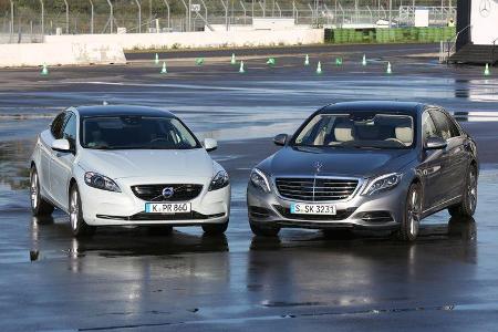 Mercedes S 500 L, Volvo V40, Frontansicht