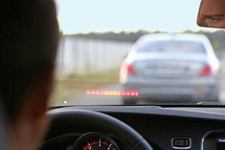 Volvo V40, Warnbalken