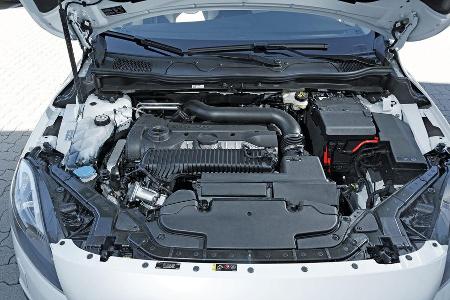 Volvo V40 Cross Country T4 AWD Summum, Motor