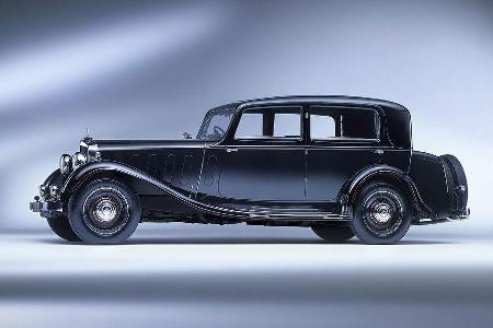 Maybach Zeppelin von 1930: Alleine das Fahrgestell des Zeppelin wiegt knapp zwei Tonnen, das komplett eingekleidete Fahrzeug...