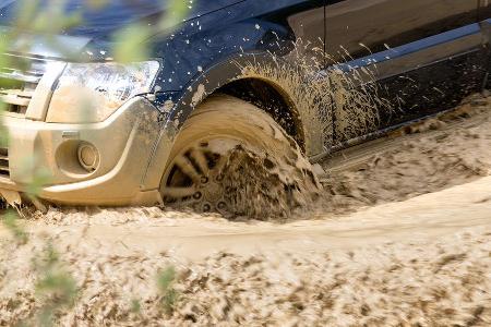 Mitsubishi Pajero 3.2 Di-D, Rad, Felge, Wasserdurchfahrt