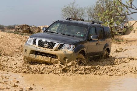 Nissan Pathfinder 2.5 dCi, Frontansicht