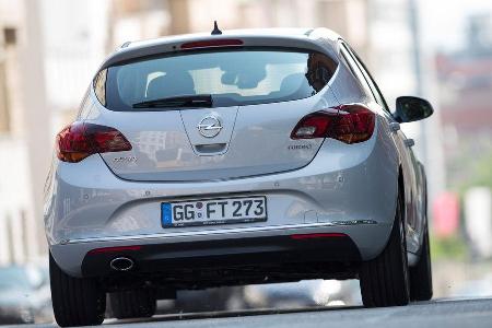 Opel Astra 1.6 SIDI Turbo, Heckansicht