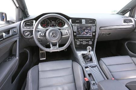 VW Golf GTD, Cockpit