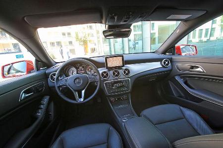 Mercedes CLA 250, Cockpit