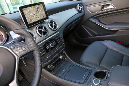 Mercedes CLA 250, Mittelkonsole
