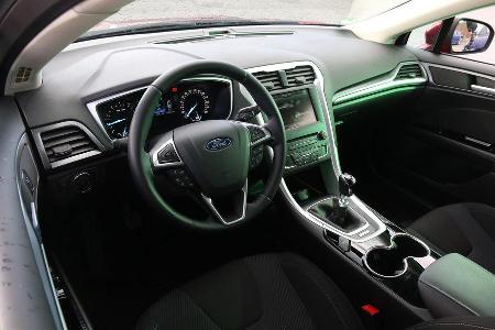 Ford Mondeo 1.0 Ecoboost, Cockpit