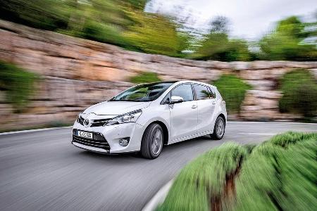 Toyota Verso, Seitenansicht, Front
