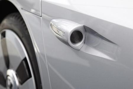 VW XL1, Einliter-Auto, Rückfahrkamera