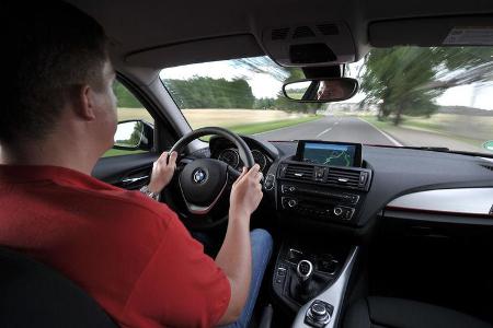 BMW Einser, Cockpit, Lenkrad, Innenraum