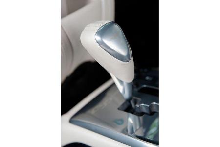 Aston Martin Cygnet, Detail, Schaltknauf, Schalthebel