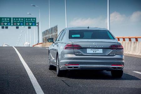 VW Phideon 480 V6 4Motion SAIC Shanghai China