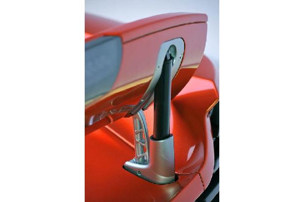 McLaren MP4-12C, Airbrake, Luftbremse