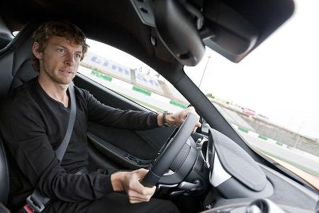 McLaren MP4-12C, Innenraum, Jenson Button