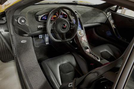 McLaren MP4-12C, Innenraum, Cockpit