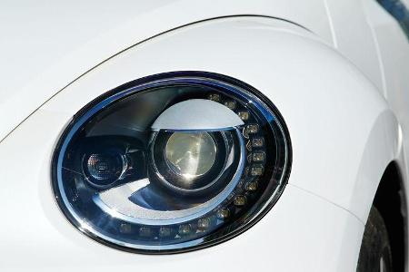 VW Beetle 2.0 TSI DSG, Frontscheinwerfer, Detail