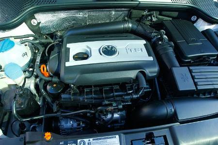VW Beetle 2.0 TSI DSG, Motor, Motorraum