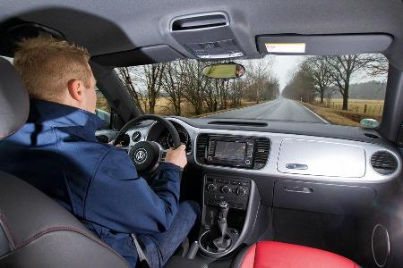 VW Beetle 1.6 TDI, Cockpit