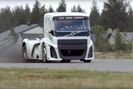 Volvo Racetruck Iron Knight 08/2016