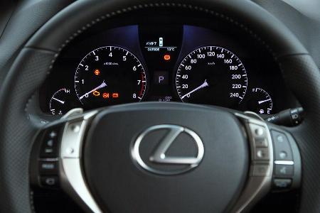 Lexus RX 450h, Lenkrad, Rundinstrumente