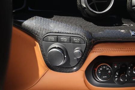 Ferrari F12 Berlinetta, Bedienelemente