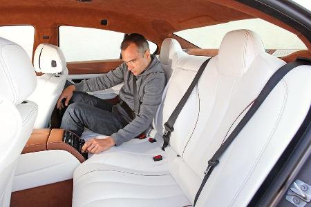 BMW 6er Gran Coup, Rckbank, Beinfreiheit
