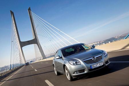 Opel Insignia 2.0 CDTi Biturbo Edition, Frontansicht, Brcke