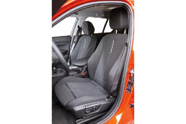 BMW 116d, Fahrersitz, Vordersitze