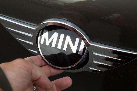 Mini Countryman Cooper D, Motorhaube, ffner