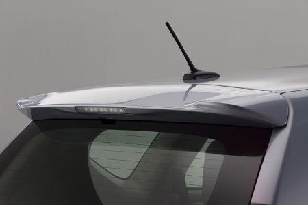 0111, Toyota Prius V, Heckspoiler