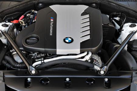 BMW 7er, Motor