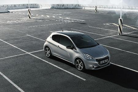 Peugeot 208, Front
