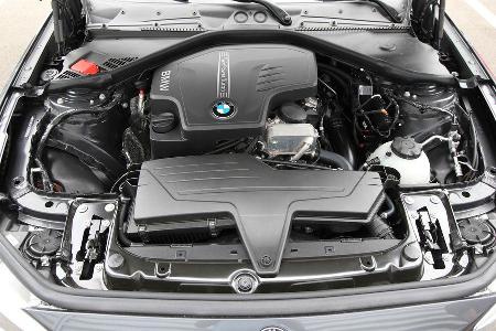 BMW 125i, Motor