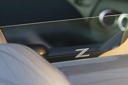 ... Erst Genannter lässt sich bei geöffnetem Verdeck schlecht beladen, Letzteres kapituliert bei hohen Tempi