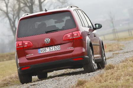 VW Cross Touran
