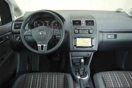 VW Cross Touran, Innenraum, Cockpit