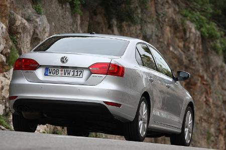 03/11 aumospo05/2011 VW Jetta