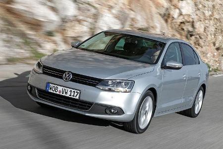 03/11 aumospo05/2011 VW Jetta