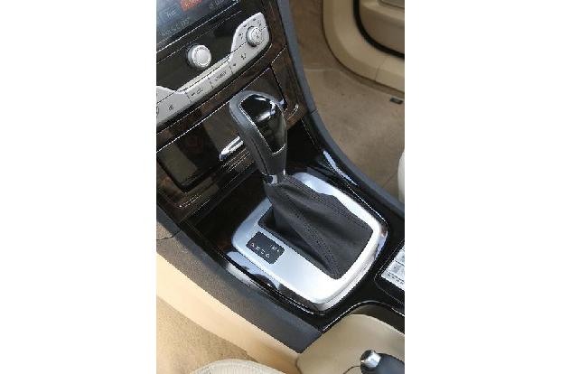 Ford Mondeo Turnier 2.0 Eco-Boost SCTi, Schalthebel