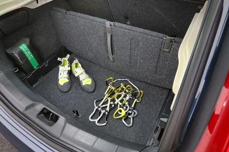 Volvo V40 Cross Country, Stauraum