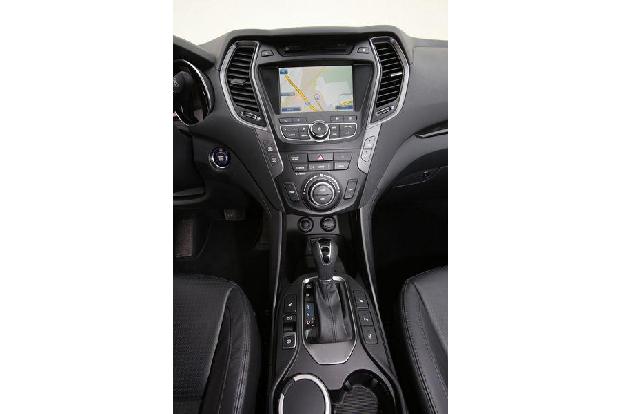 Hyundai Santa Fe 2.2 CR Di 4WD, Mittelkonsole