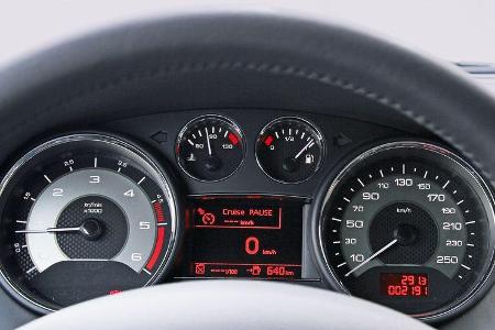 Peugeot RCZ 2.0 HDi FAP 163, Rundinstrumente