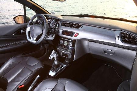 Citron DS3 THP 155 Cabrio SportChic, Cockpit, Lenkrad