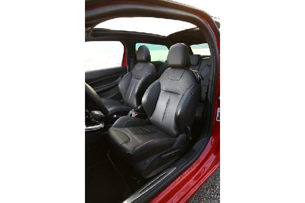 Citron DS3 THP 155 Cabrio SportChic, Fahrersitz