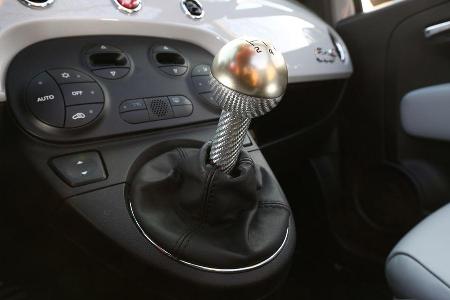 Fiat 500 Abarth 595C Turismo, Cockpit, Lenkrad