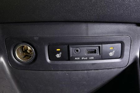 Hyundai i20 Blue 1.1 CRDi Trend, Sitzheizung